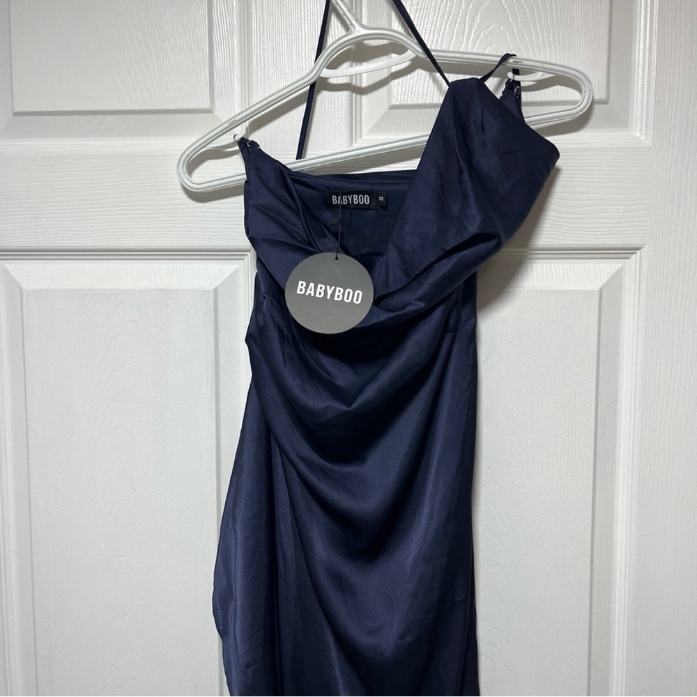 Elegant Navy One-Shoulder Maxi Dress - Picture 10 of 16